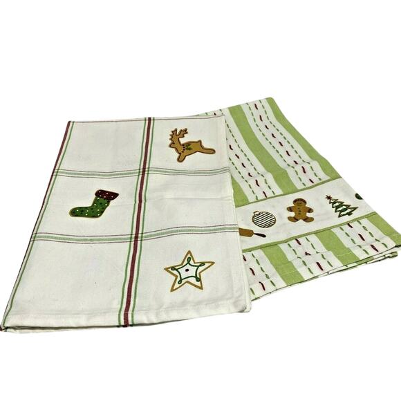 TAG Christmas Holiday Theme Tea Towels Set of 2 Natural Green & Red Hostess Gift - Picture 2 of 8
